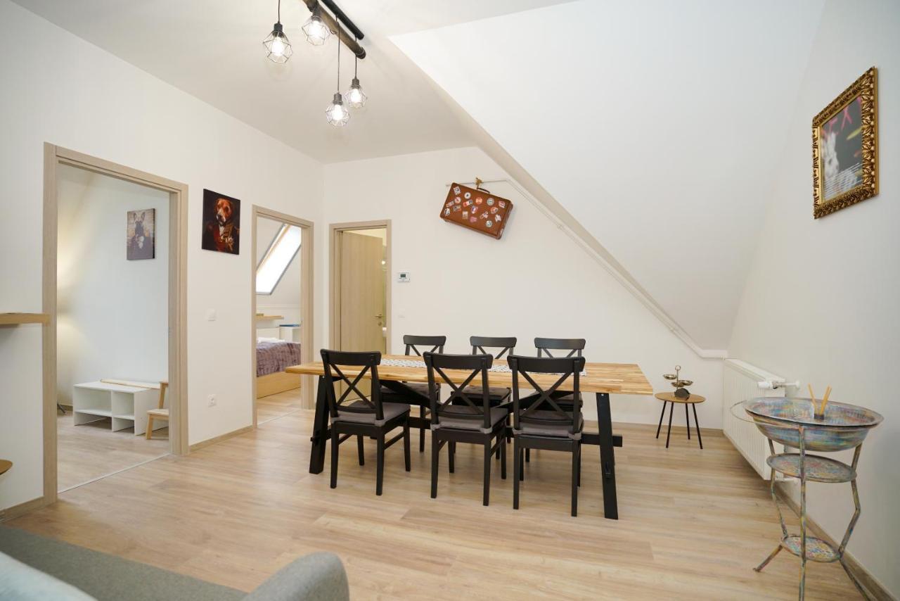 Koffer Apartman Eğri Dış mekan fotoğraf