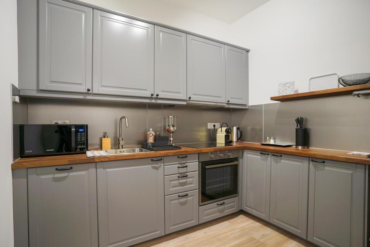 Koffer Apartman Eğri Dış mekan fotoğraf